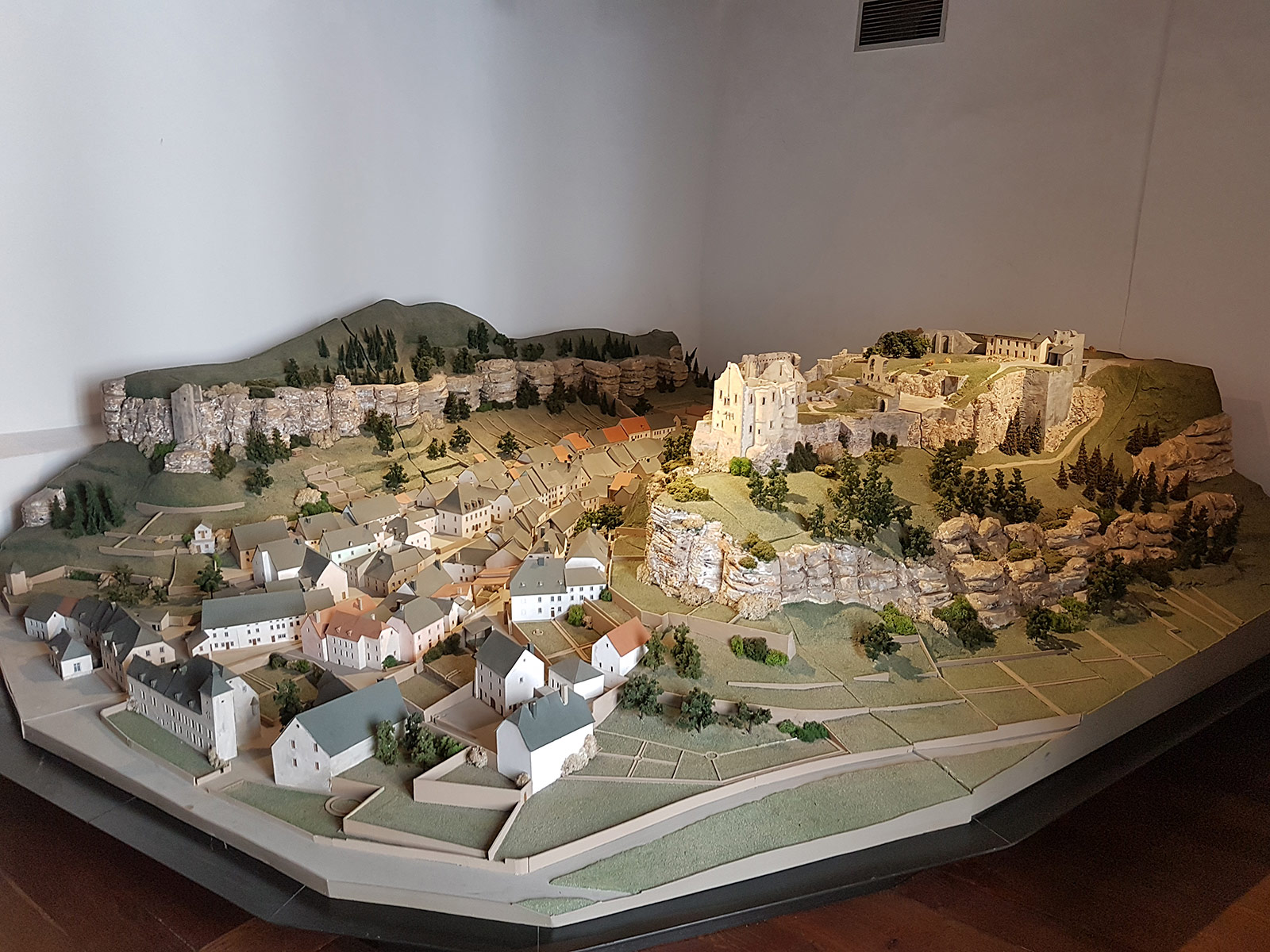Museum of the scale models of Luxembourg castles, Clervaux